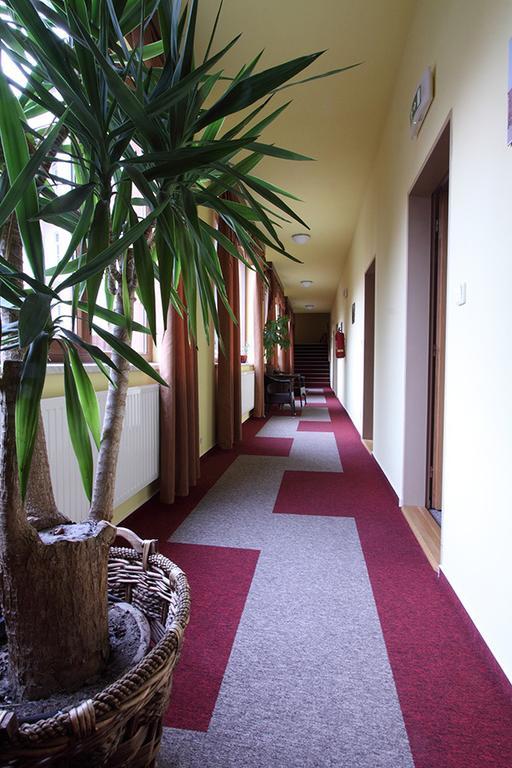 Hotel Satyam Brünn Exterior foto